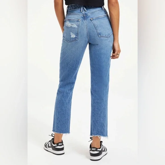 Good American Good Vintage Frayed Hem Jeans - Picture 11 of 13